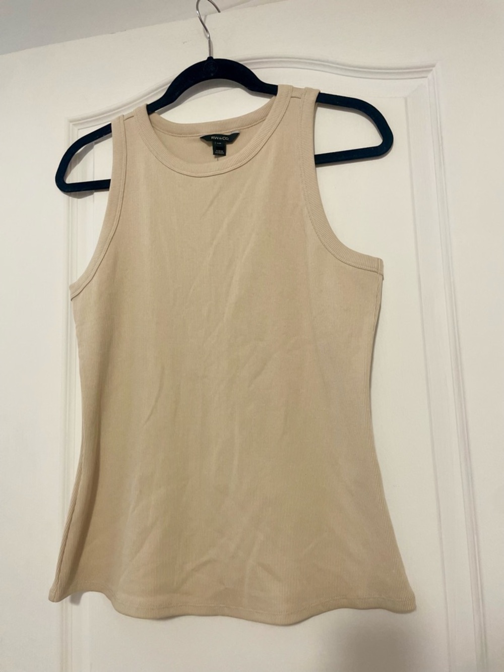NWT - RW&CO. Beige Ribbed Tank Top Size Large